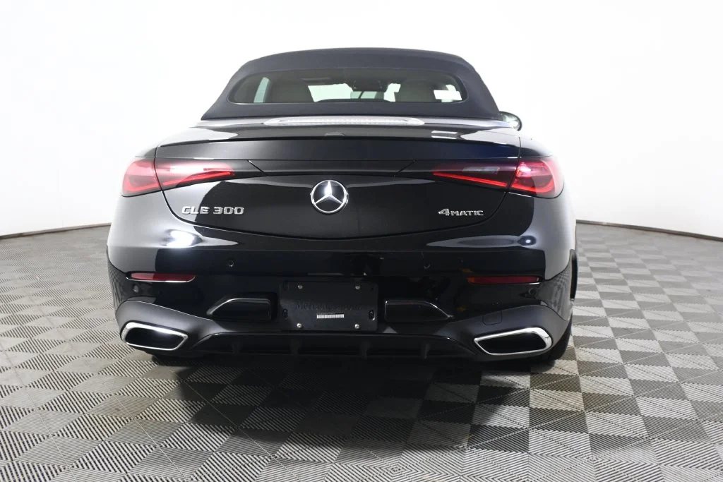 New 2027 Black Mercedes-Benz CLE 300 image 7