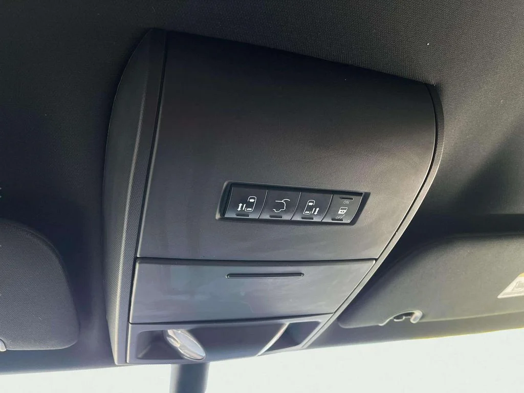 Used 2019 Octane Red Pearlcoat Dodge SXT image 14