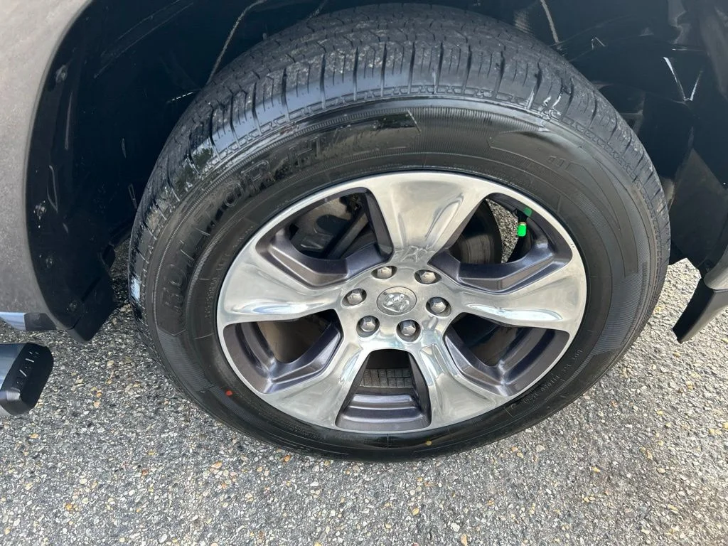 Used 2019 Crystal Metallic Ram Laramie image 27