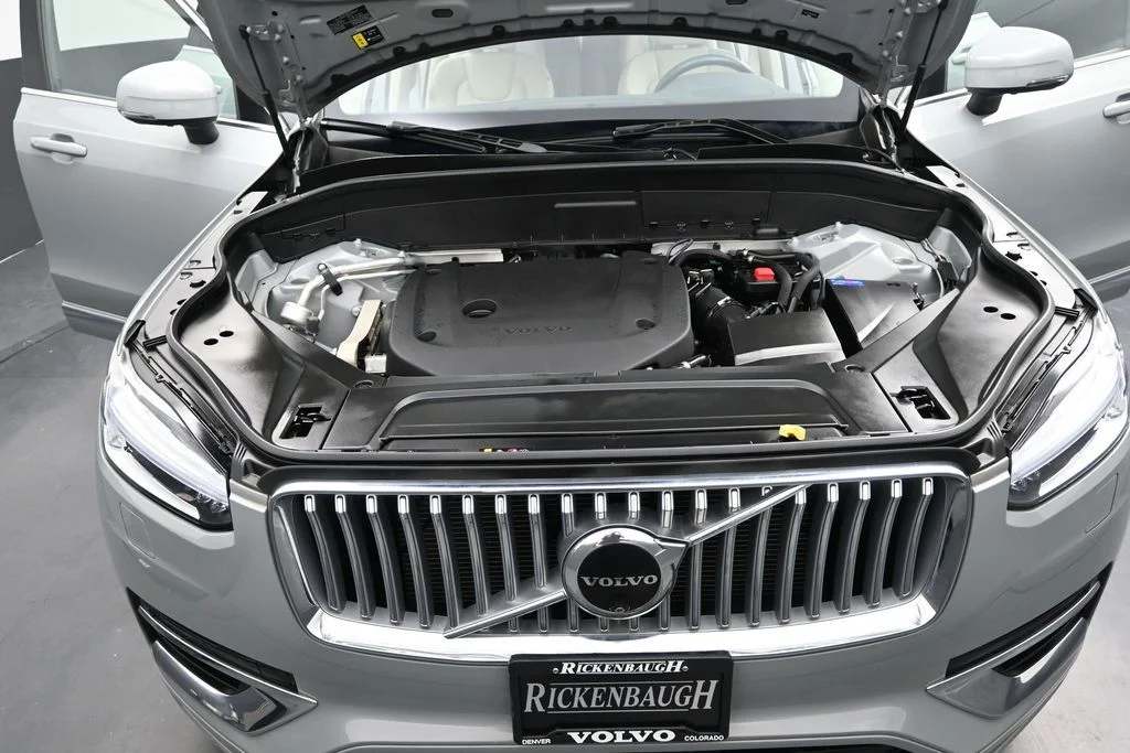 Certified Used 2024 Vapour Grey Volvo Plus image 20