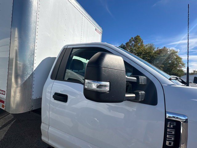 Used 2022 White Ford XL image 12