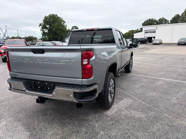 New 2026 Sterling Gray Metallic Chevrolet LT image 14