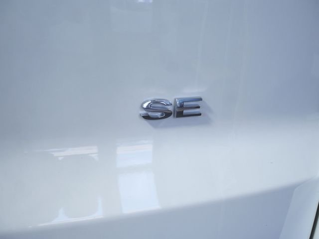 Certified Used 2021 White Ford SE image 9