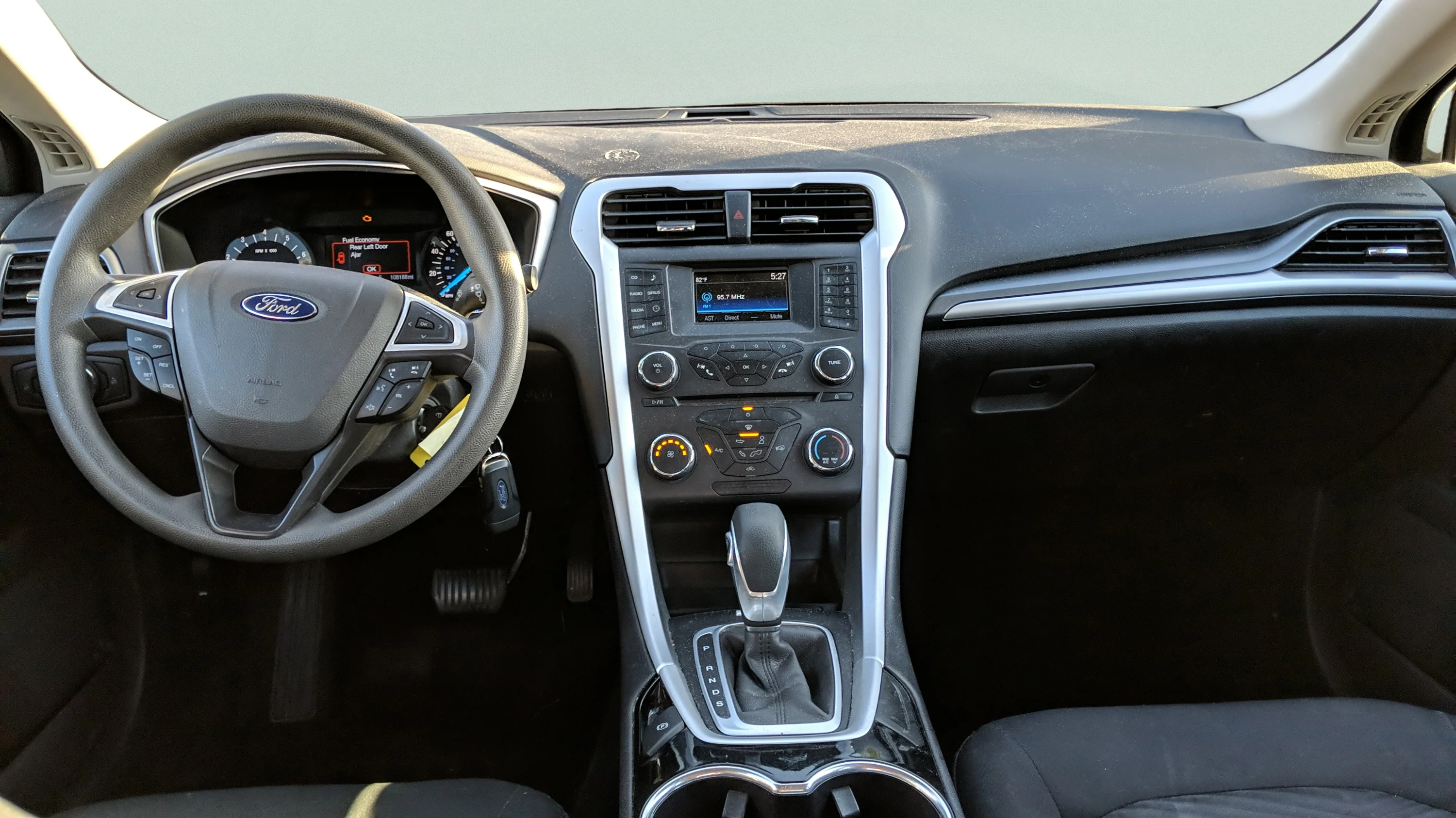 Used 2016 Gray Ford SE image 9