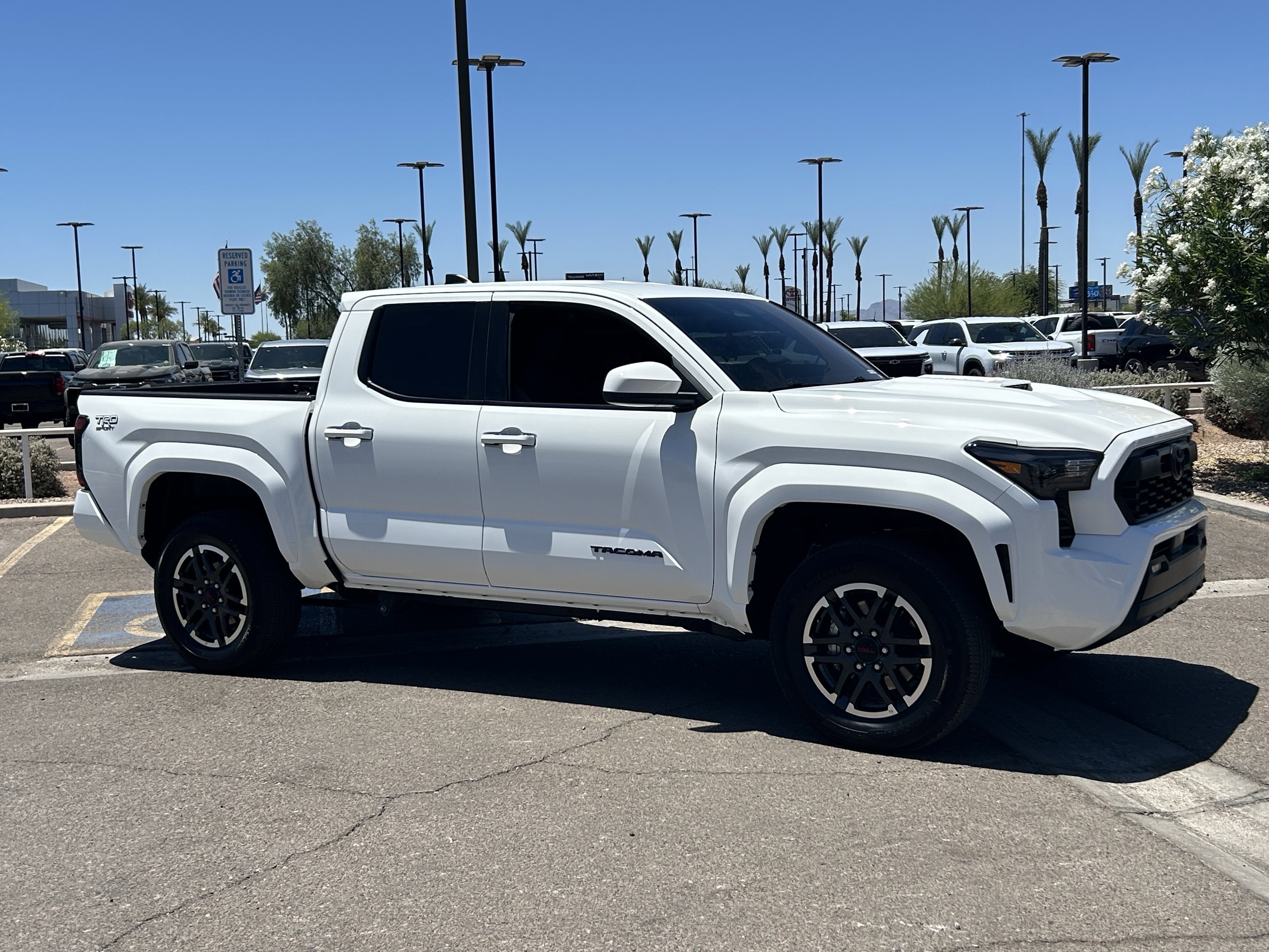 2025 Toyota Tacoma TRD Sport - Photo 7