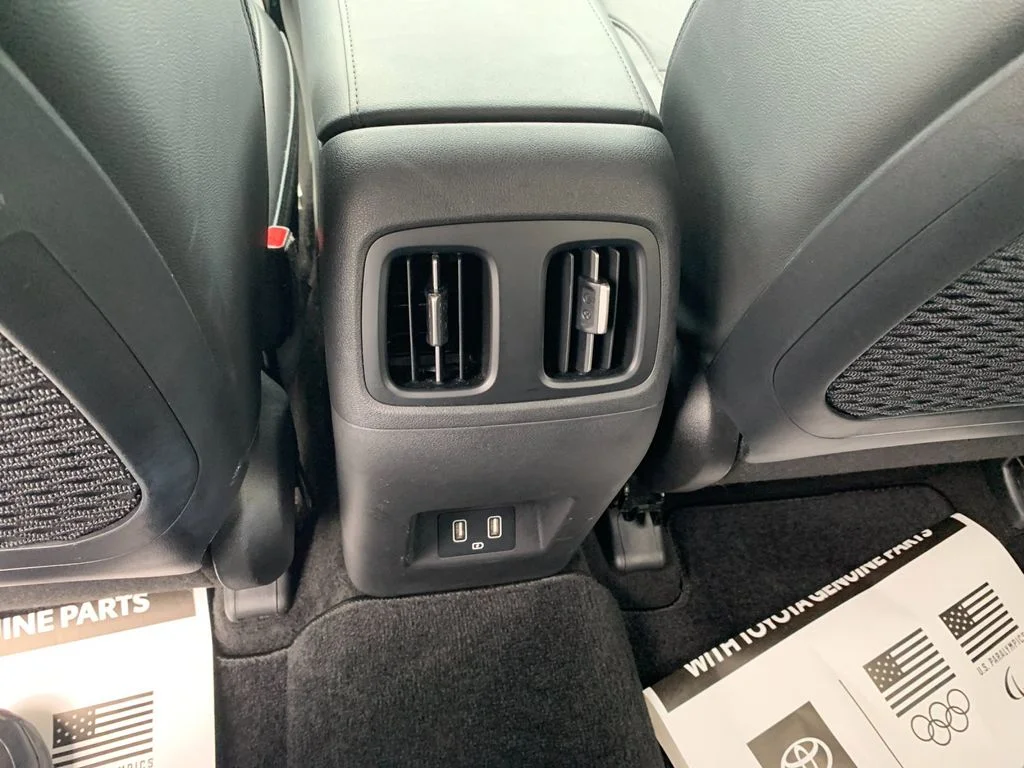 Used 2024 White Hyundai Limited image 15