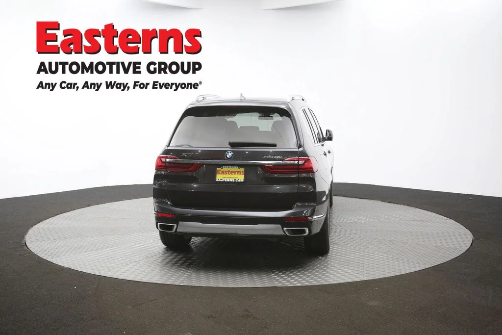 Used 2022 Gray BMW xDrive40i image 38