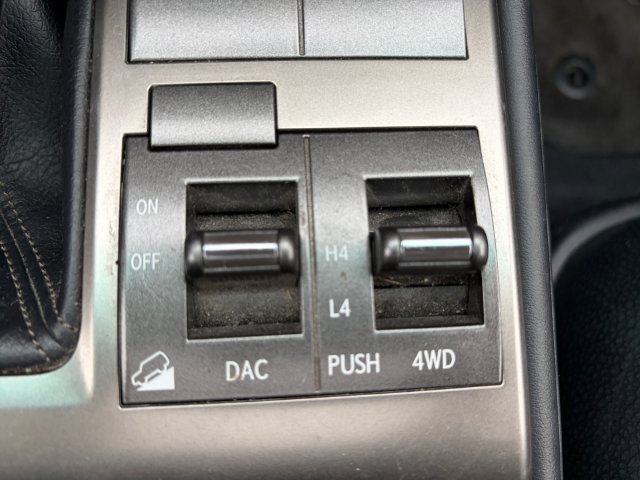 Used 2018 Gray Lexus 460 image 30