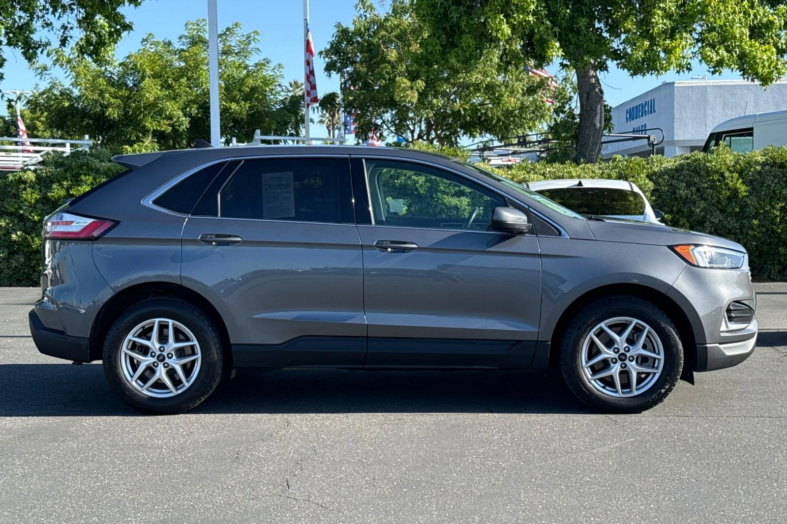 Used 2023 Gray Metallic Ford SEL image 3