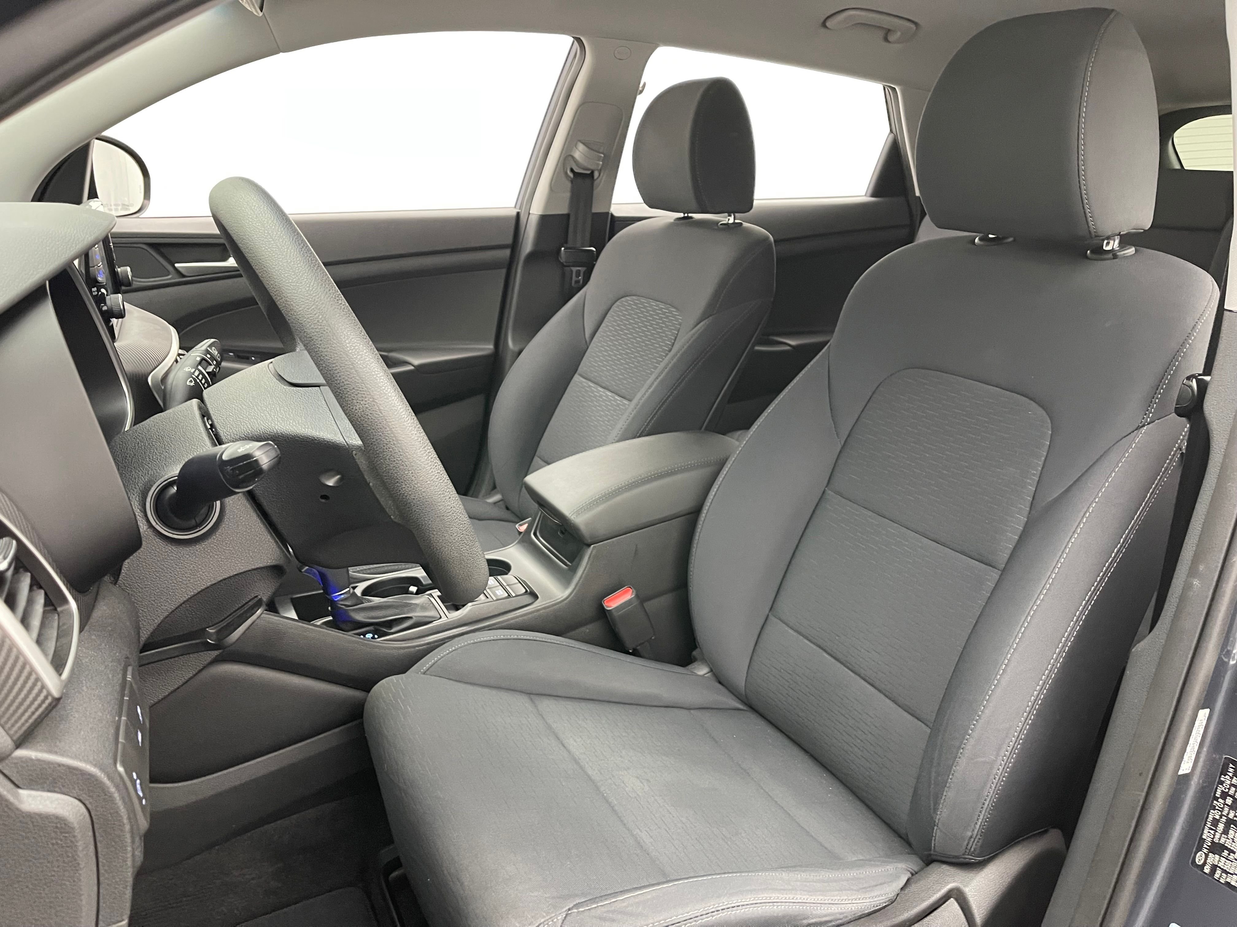 Used 2021 Dusk Blue Hyundai SE image 15