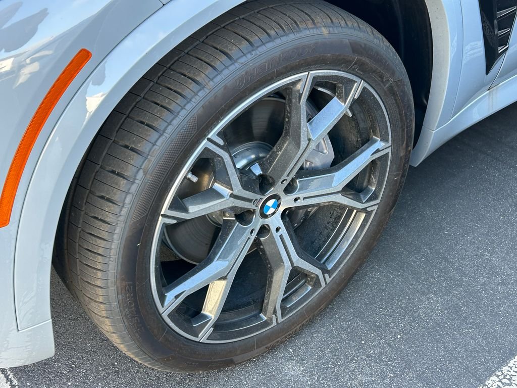 New 2026 Brooklyn Grey Metallic BMW xDrive50e image 3