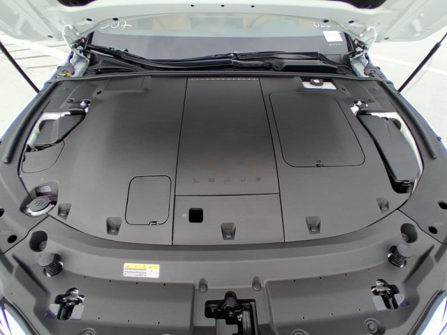 New 2026 Ultra White Lexus ES 350e PREMIUM image 27