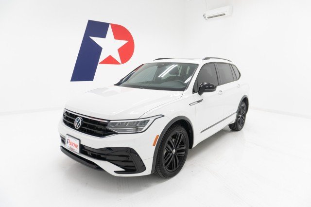 2022 Volkswagen Tiguan SE R-Line Black