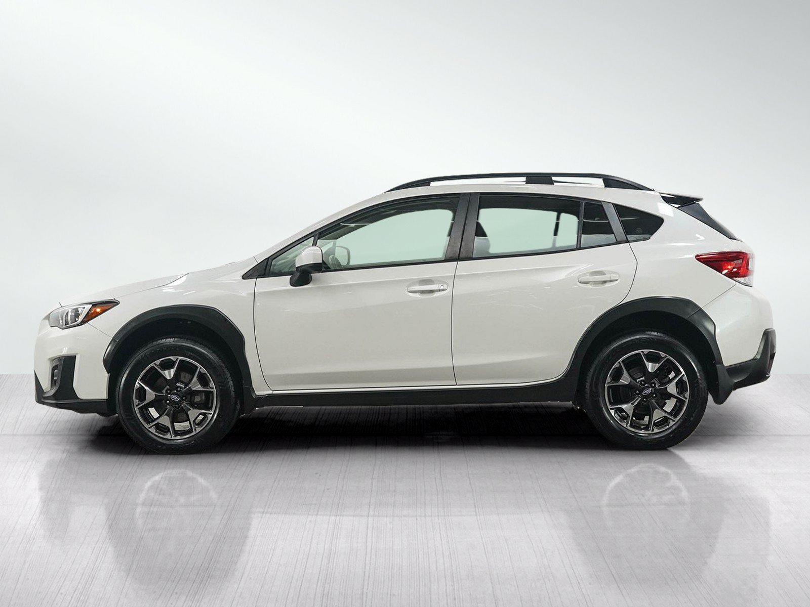 Used 2020 Crystal White Pearl Subaru Premium image 2