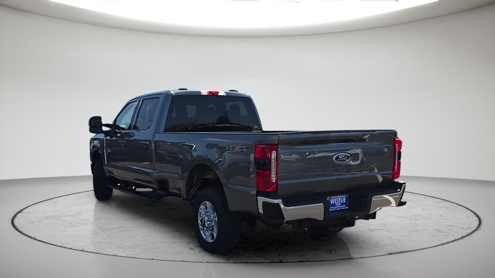 New 2026 Carbonized Gray Metallic Ford F-350® XLT image 9