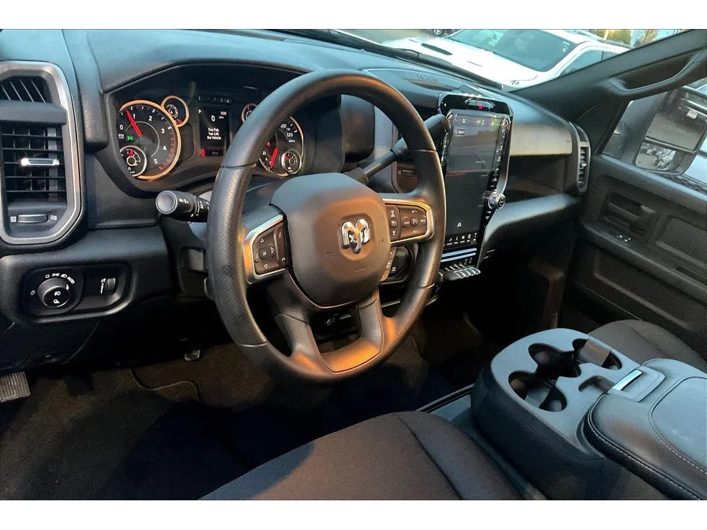 2026 RAM 2500 Tradesman - Photo 6