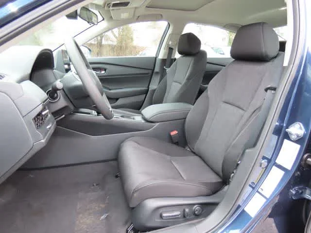 New 2026 Meteorite Gray Metallic Honda SE image 11