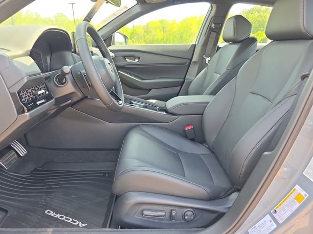 New 2026 Urban Gray Pearl Honda Sport-L image 5