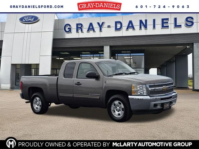 Used 2012 Gray Chevrolet LT image 1