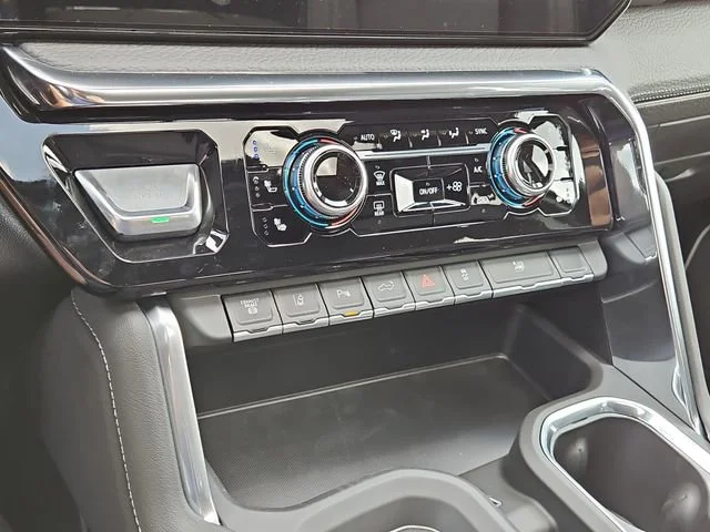 2026 GMC Sierra 3500HD Denali - Photo 26