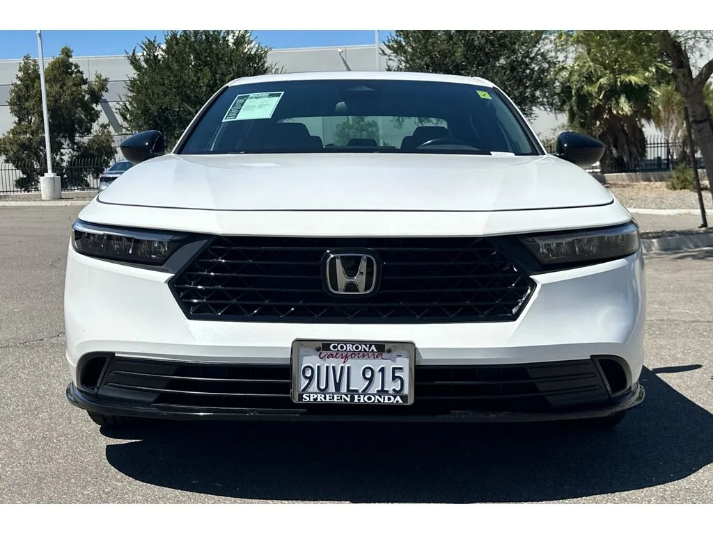 Used 2024 Platinum White Pearl Honda Sport-L image 9