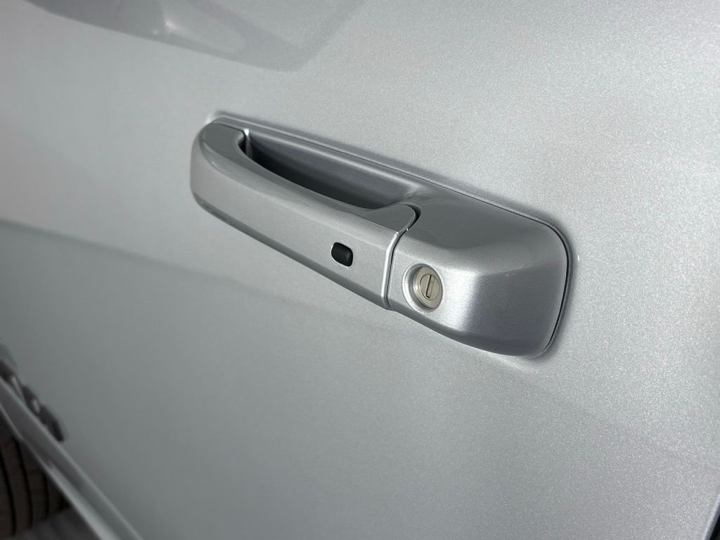 New 2026 Silver-Zynith Exterior Paint RAM Laramie image 12