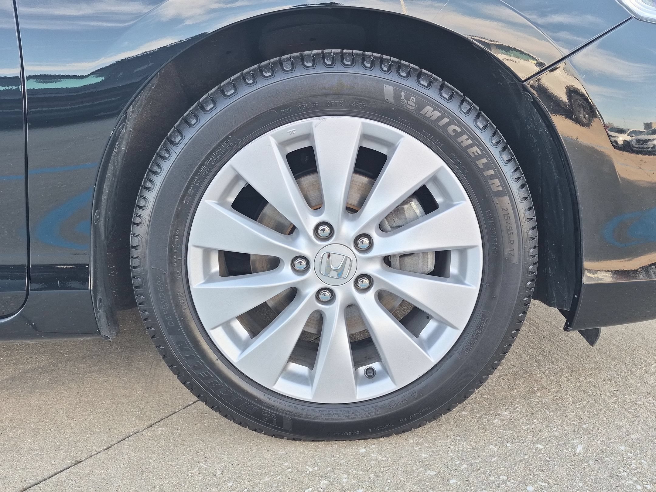 Used 2013 Crystal Black Pearl Honda EX-L Sedan image 33