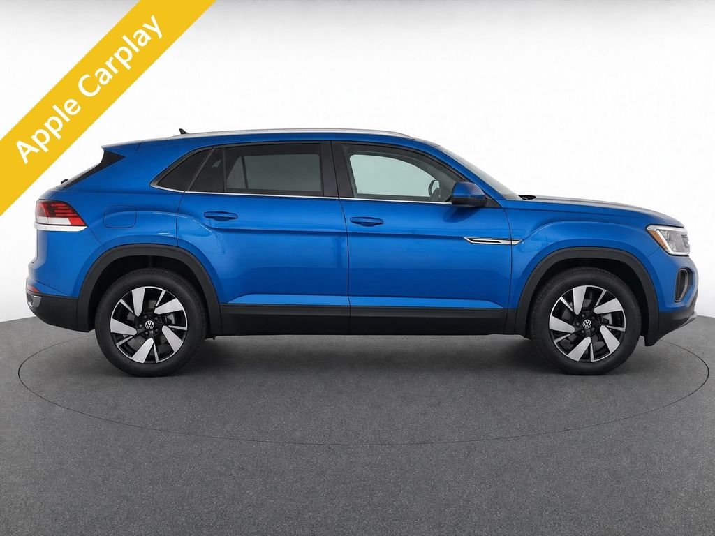 Used 2024 Blue Volkswagen 2.0T SE w/Technology image 4