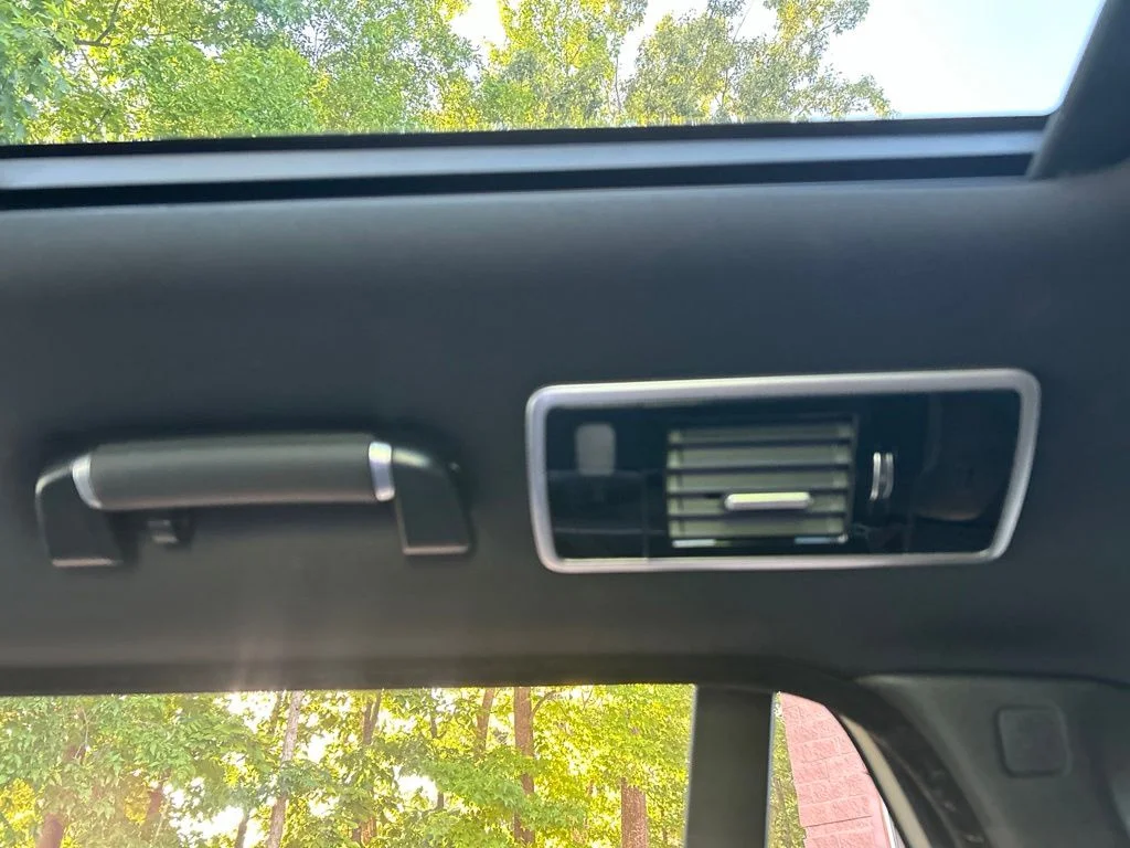 Used 2019 White Land Rover 5.0L V8 Supercharged image 24