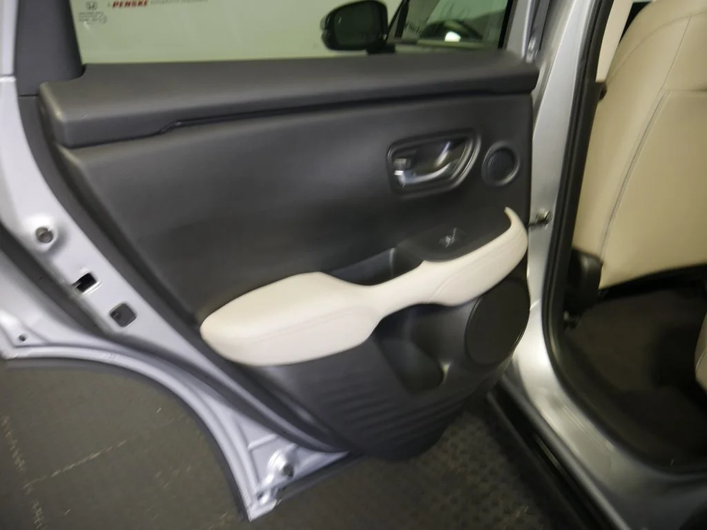 2023 Honda HR-V EX-L - Photo 12
