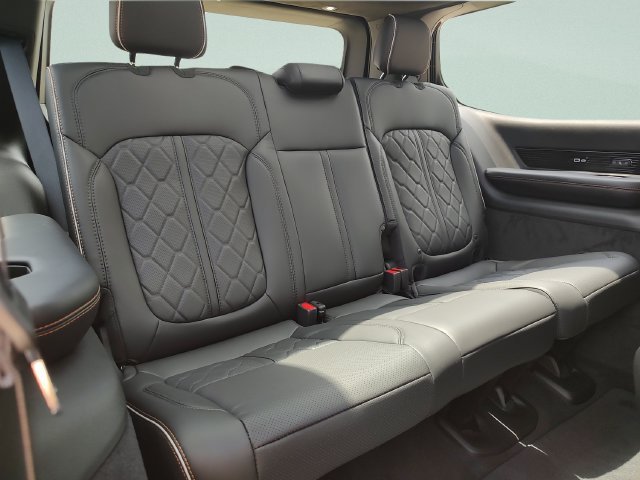 New 2026 High Gloss Black Exterior Paint Jeep Summit Reserve image 30