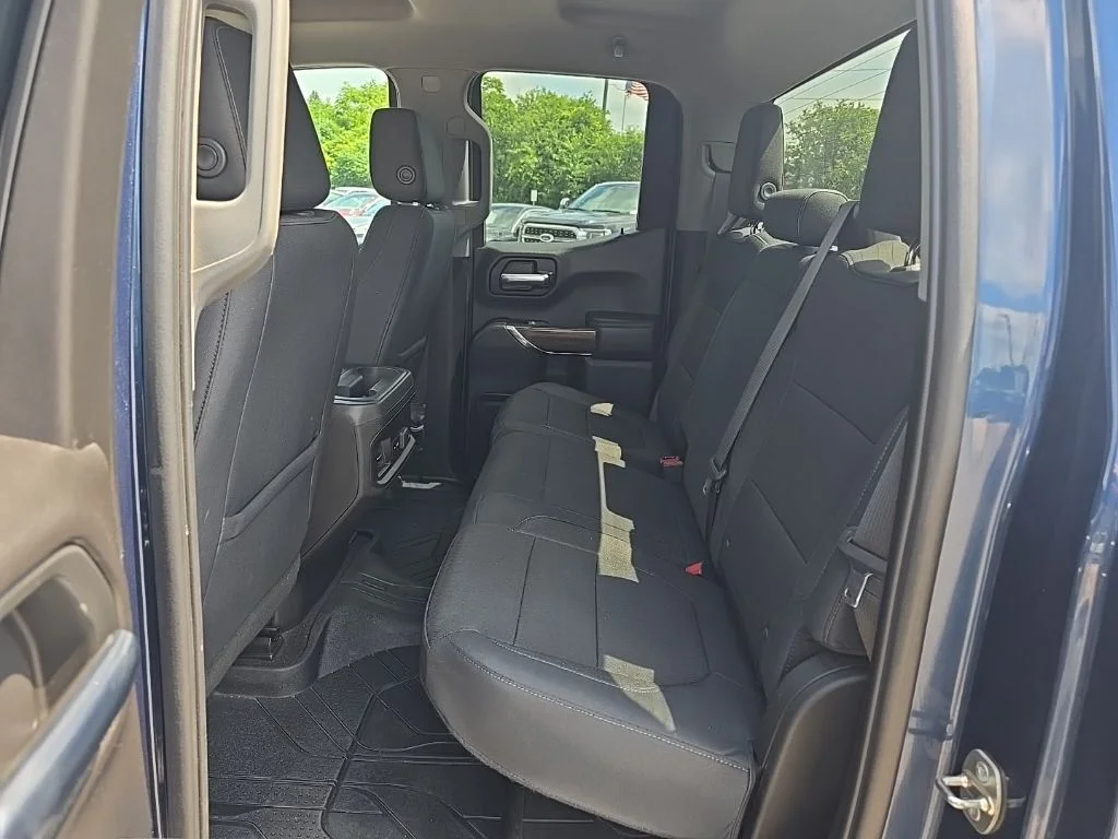 2019 Chevrolet Silverado 1500 RST - Photo 7