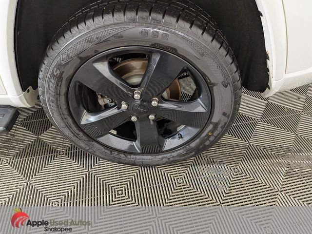 Used 2015 White Jeep Altitude image 39