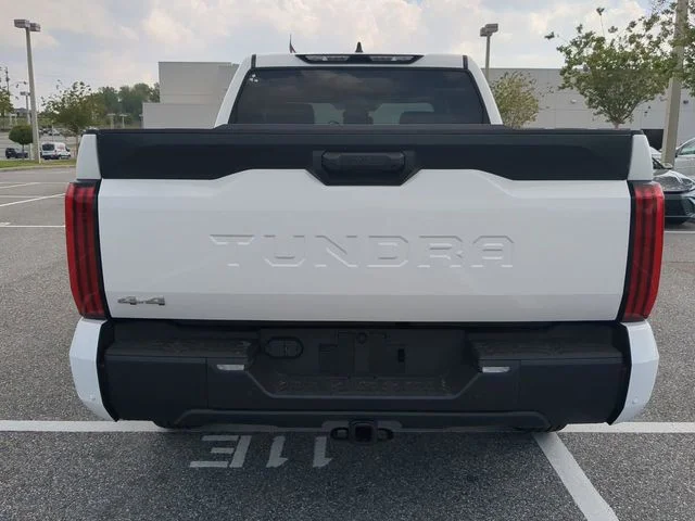 New 2026 Ice Cap Toyota SR5 image 5
