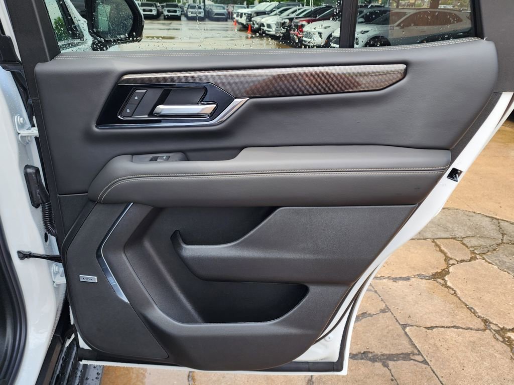 2026 GMC Yukon Elevation - Photo 43