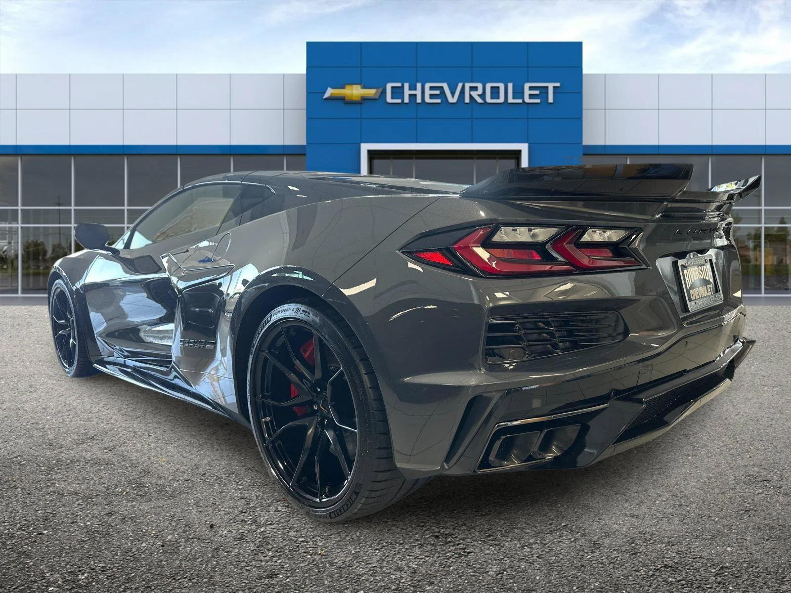 New 2027 Pitch Gray Metallic Chevrolet 1LT image 6