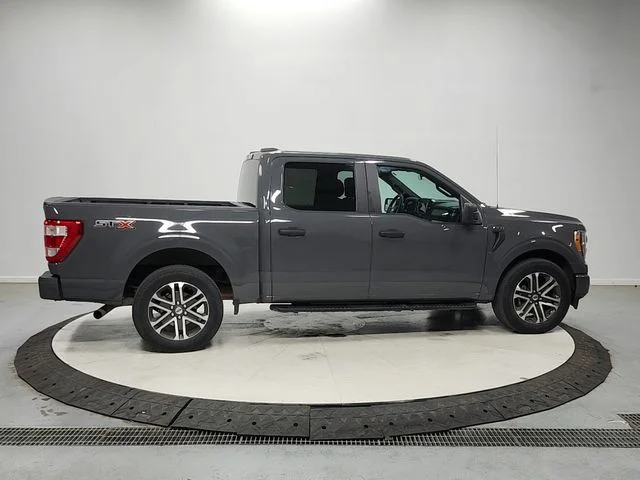Used 2021 Gray Ford XL image 8