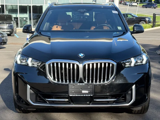 Certified Used 2024 Black Sapphire Metallic BMW xDrive40i image 2