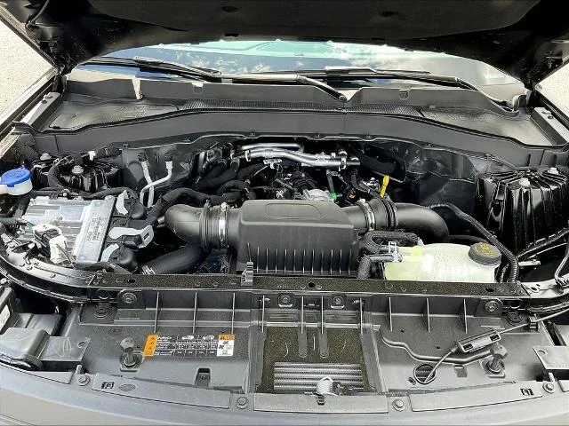New 2026 Agate Black Metallic Ford Tremor® image 46