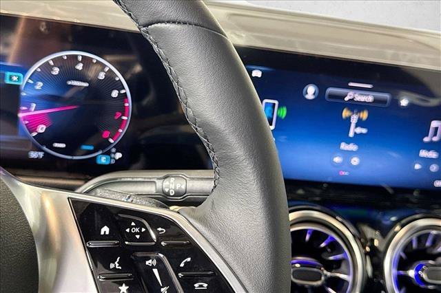 New 2026 Cirrus Silver Metallic Mercedes-Benz GLB 250 image 45