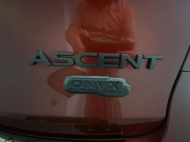 Used 2024 Red Subaru Onyx Edition image 27