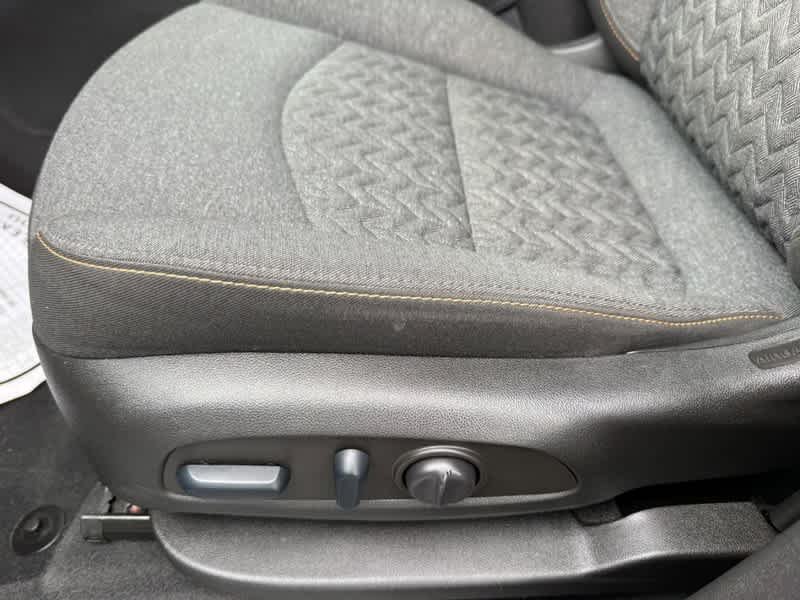 Used 2022 Iron Gray Metallic Chevrolet LT image 26