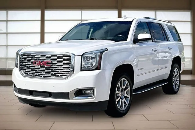 Used 2019 White GMC Denali image 1