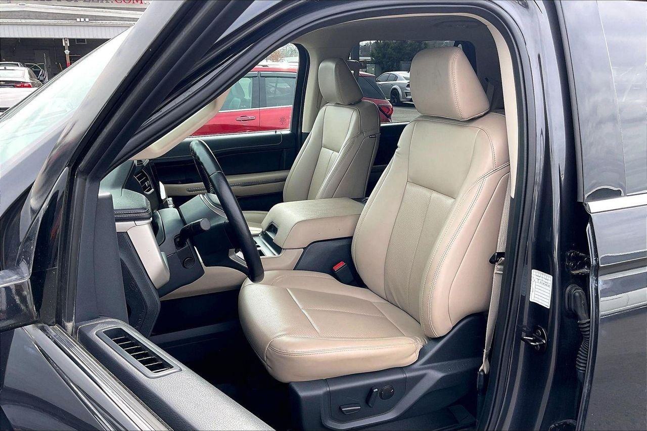 2022 Ford Expedition XLT - Photo 23