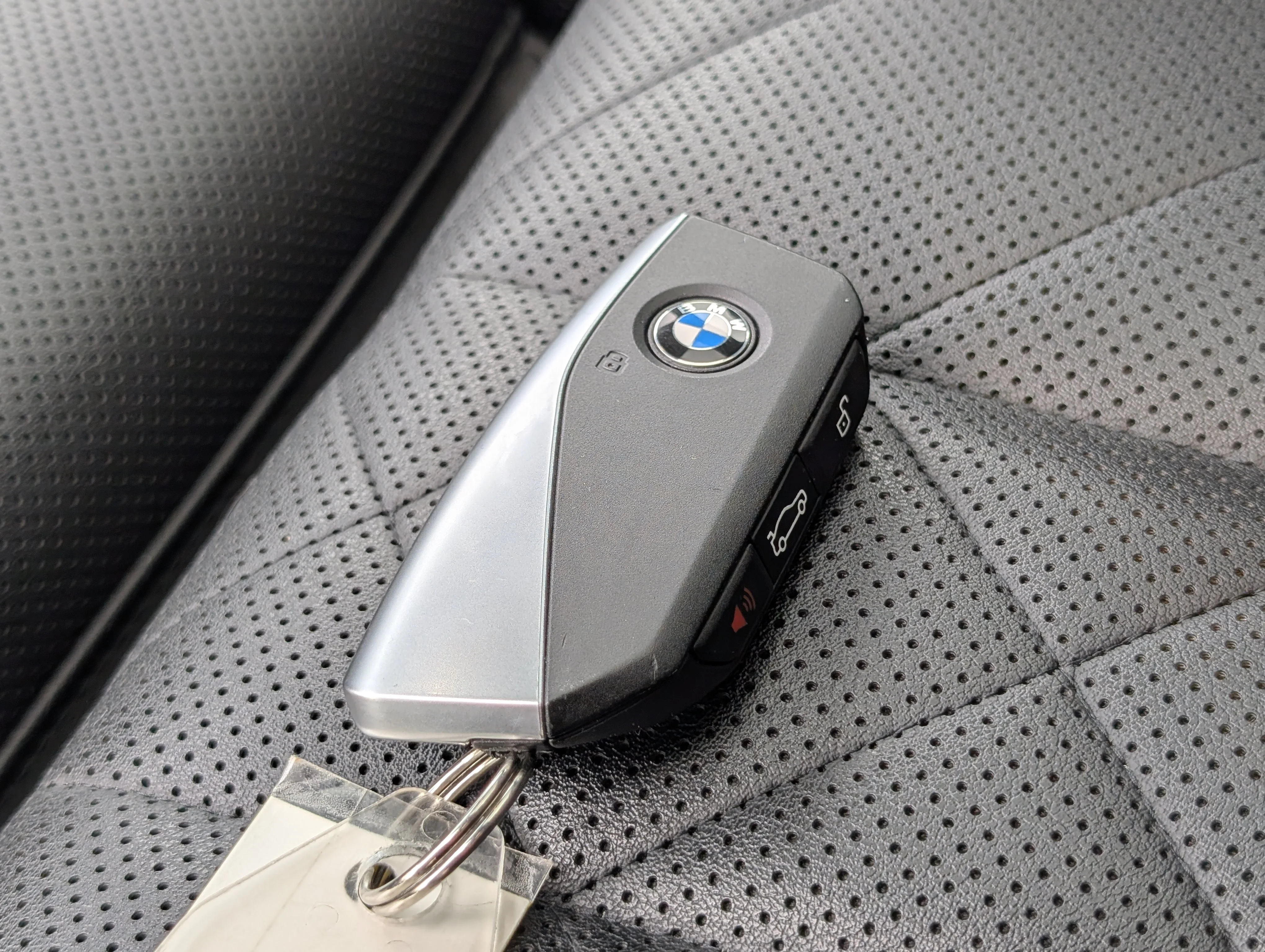 Used 2024 Black Sapphire Metallic BMW xDrive40i image 37