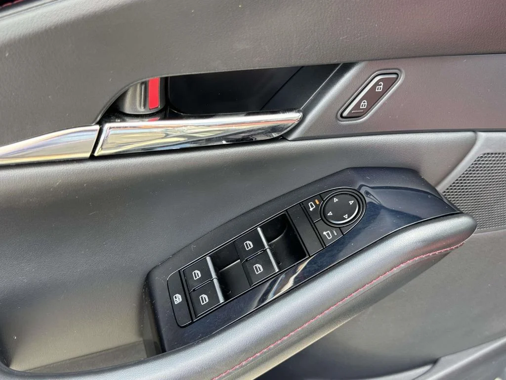2023 Mazda CX-30 Carbon Edition - Photo 27