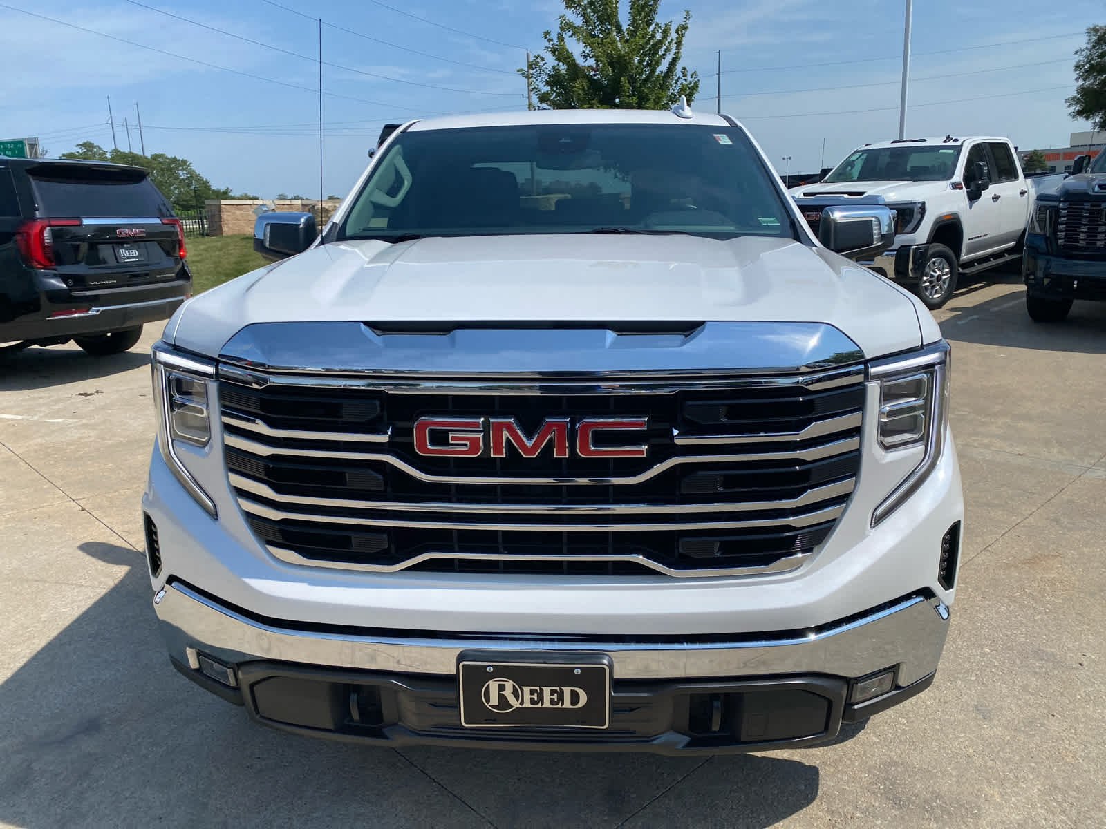 Used 2025 GMC Sierra 1500 SLT with VIN 3GTUUDED5SG191843 for sale in Kansas City
