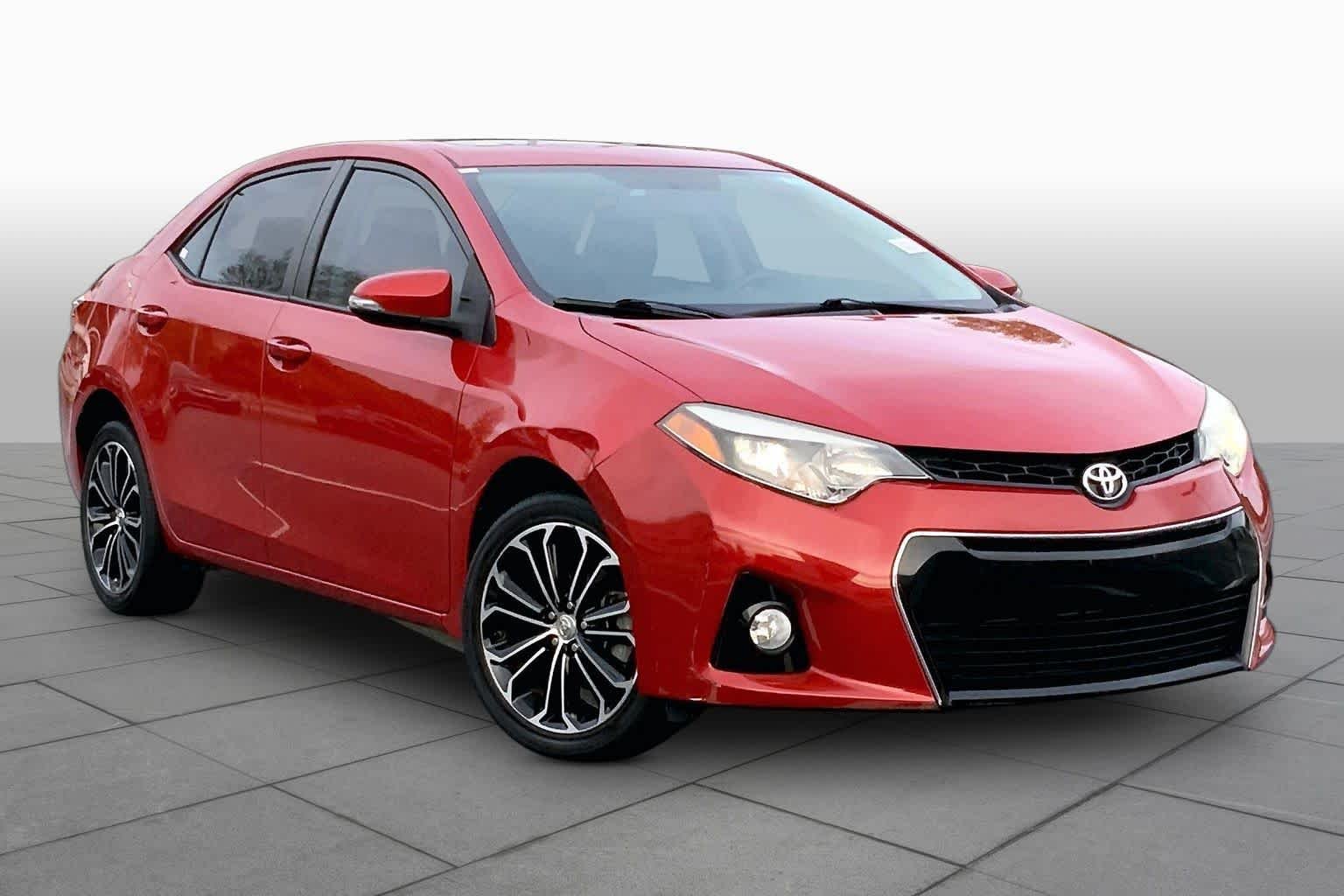 Used 2016 Barcelona Red Metallic Toyota S Plus image 3