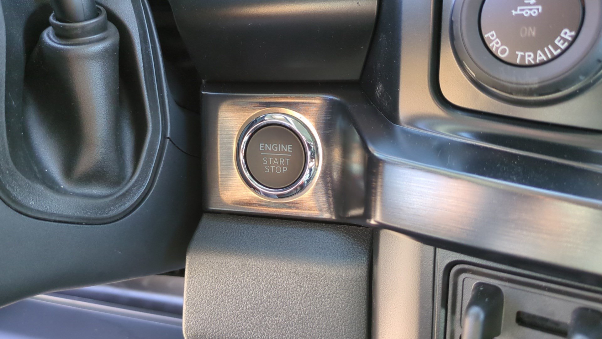 New 2026 Glacier Gray Metallic Tri-Coat Ford LARIAT image 11