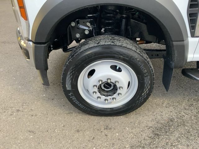 2024 Ford F-450 Super Duty Chassis Cab XL - Photo 17